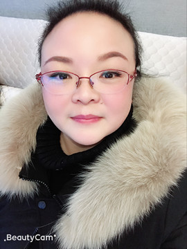 恩竹883主播照片