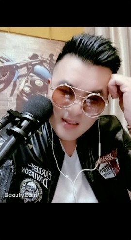 ！！渣渣肆主播照片