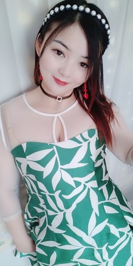 东方艳儿主播照片