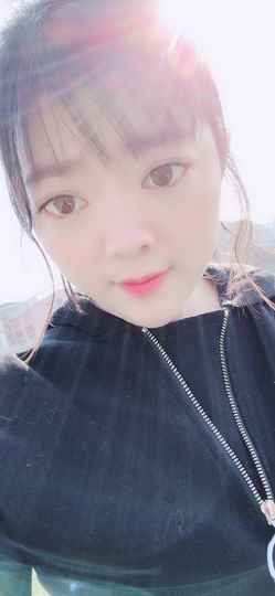 薇琪❥琪小瘦呀主播照片