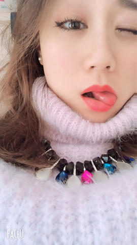 小小花z主播照片