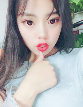 小小面人儿主播照片