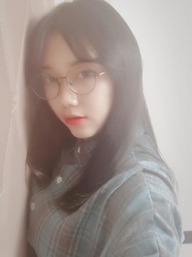 新主播baby♥小镜主播照片