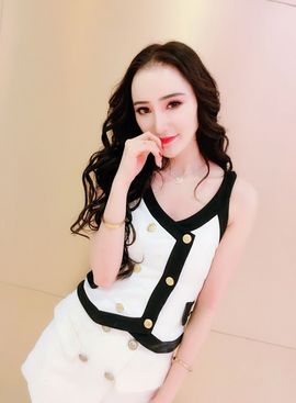 ＂若、离主播照片