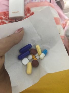 小小膤儿吖~主播照片