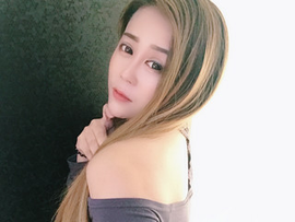 人生就一个字一骚主播照片