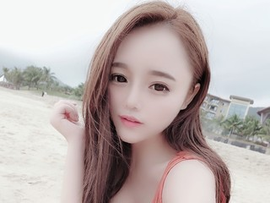 tc奇奇主播照片