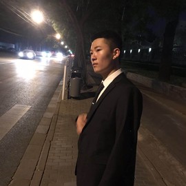 小啵啵吖主播照片