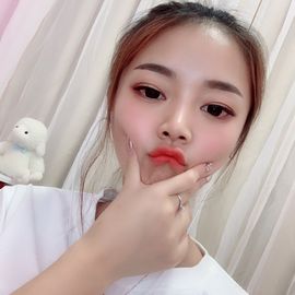 小苹果❤️❤️主播照片