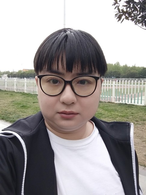 胖芭比的主播照片