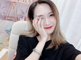 🦄ヾ别问主播照片