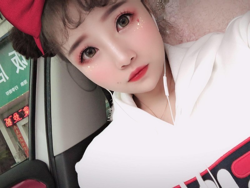 丸宝呀的主播海报