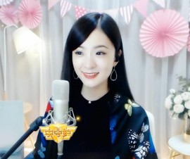 右手还是那个右手！！主播照片