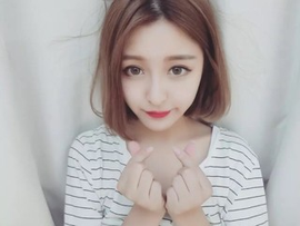 小君xj主播照片