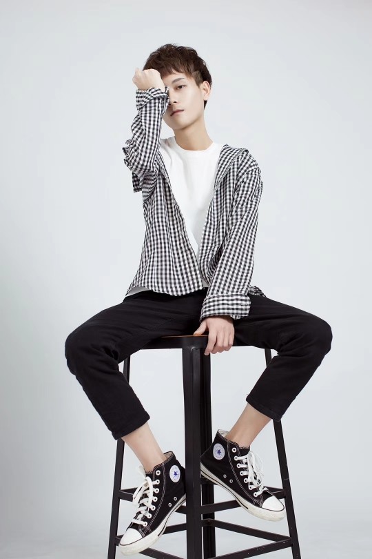 ll陌上初安ll的主播照片