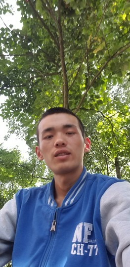 重庆小星星主播照片