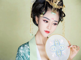 明天会跟好。。。主播照片