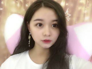 此情成真；的主播照片