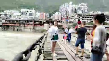 泸定桥