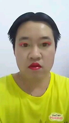 我喜欢化妆彩妆我觉得很漂亮