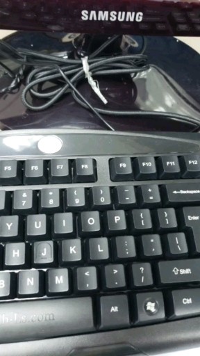 哈