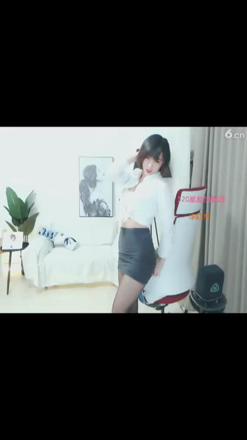刚刚