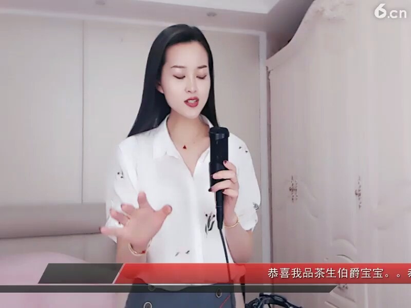 只能远远滴