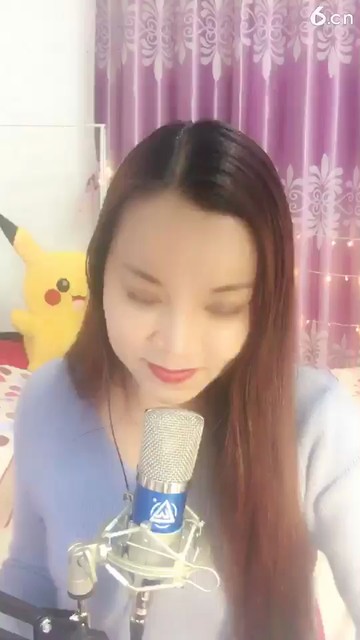 丫头你自己看看多么漂亮笑一笑就