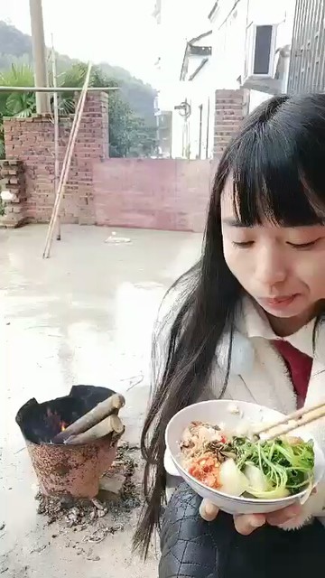 😂