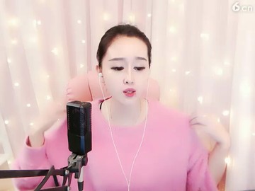 你的眼角流着我的泪