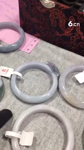 什么是翡翠手镯的窄条