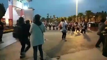 少数民族在跳舞