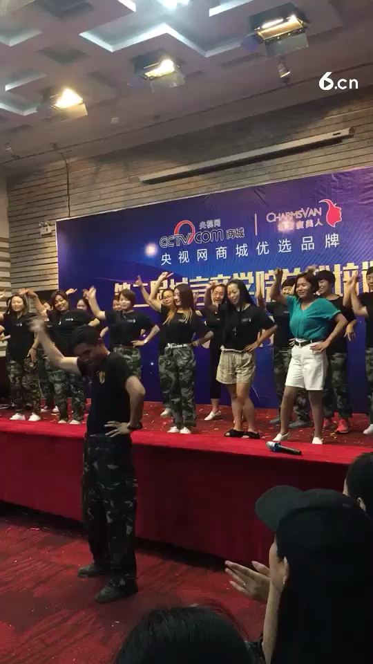 嘻嘻 *的教官