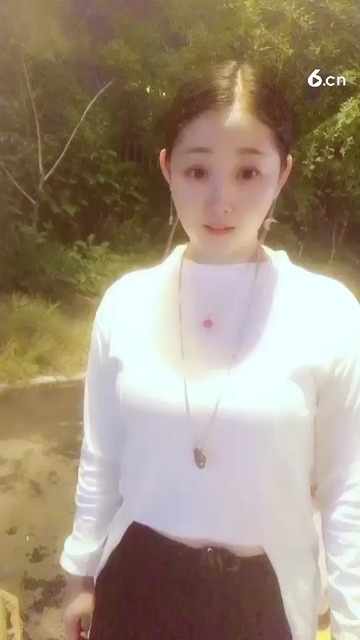 让小哥哥看的不好意思了