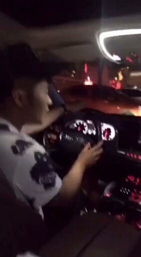 都坐耀阳车去了我自己坐白哥车