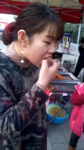 楠楠小姨子