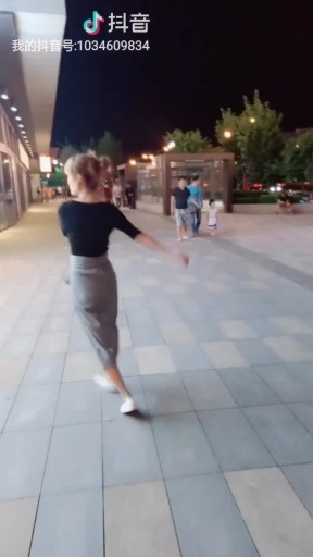 无聊……不好意思拍……