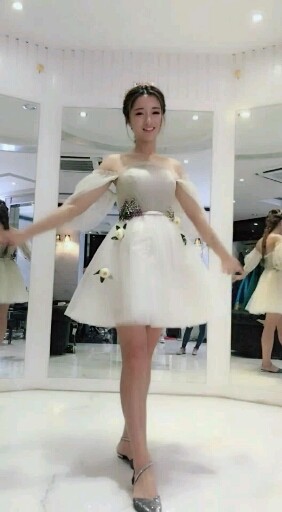 媳妇婚礼最后一场了坚持