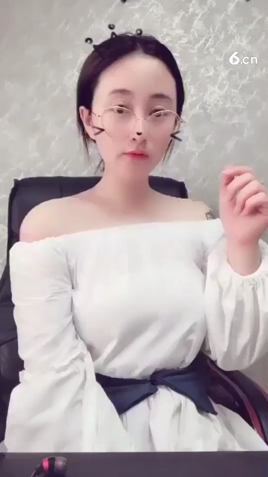 你知道我对你不仅仅是喜欢