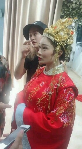媳妇欠你一个婚礼明天就到了