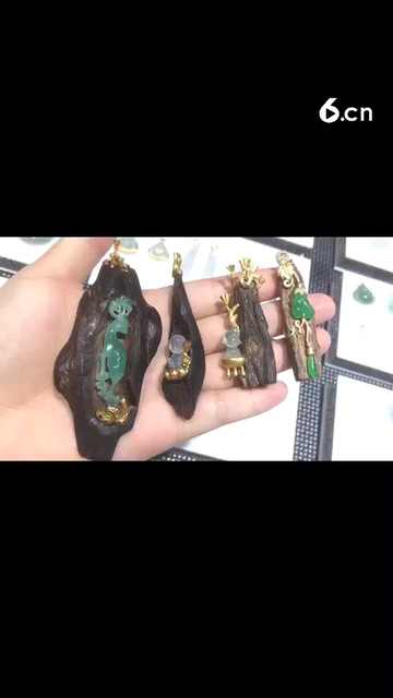 网红沉香配翡翠