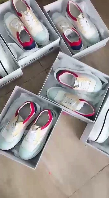 看看我家火爆鞋