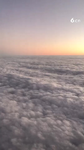 缅甸的天空上