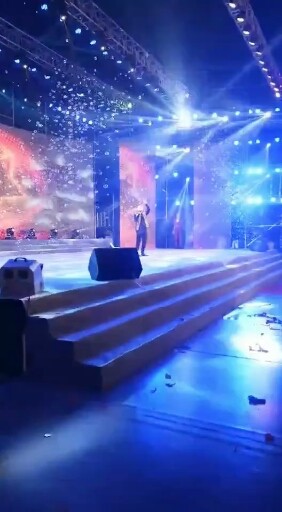 明天的婚礼现场迪哥新婚快乐