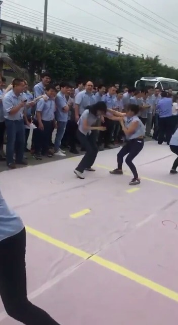 美女比武开始啦