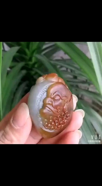 达摩 新疆和田玉籽料