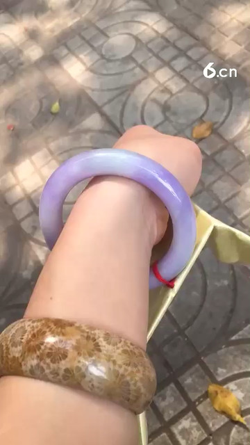紫罗兰圆条手镯，价格＊＊＊＊＊