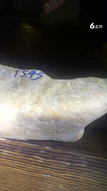 喜欢翡翠的给个双击和关注，谢谢