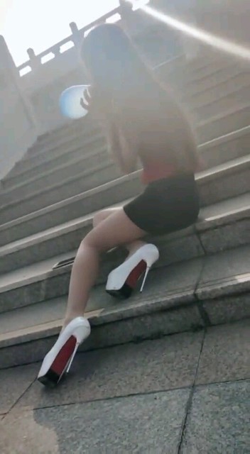 吹气球，雨过天晴阳光很美