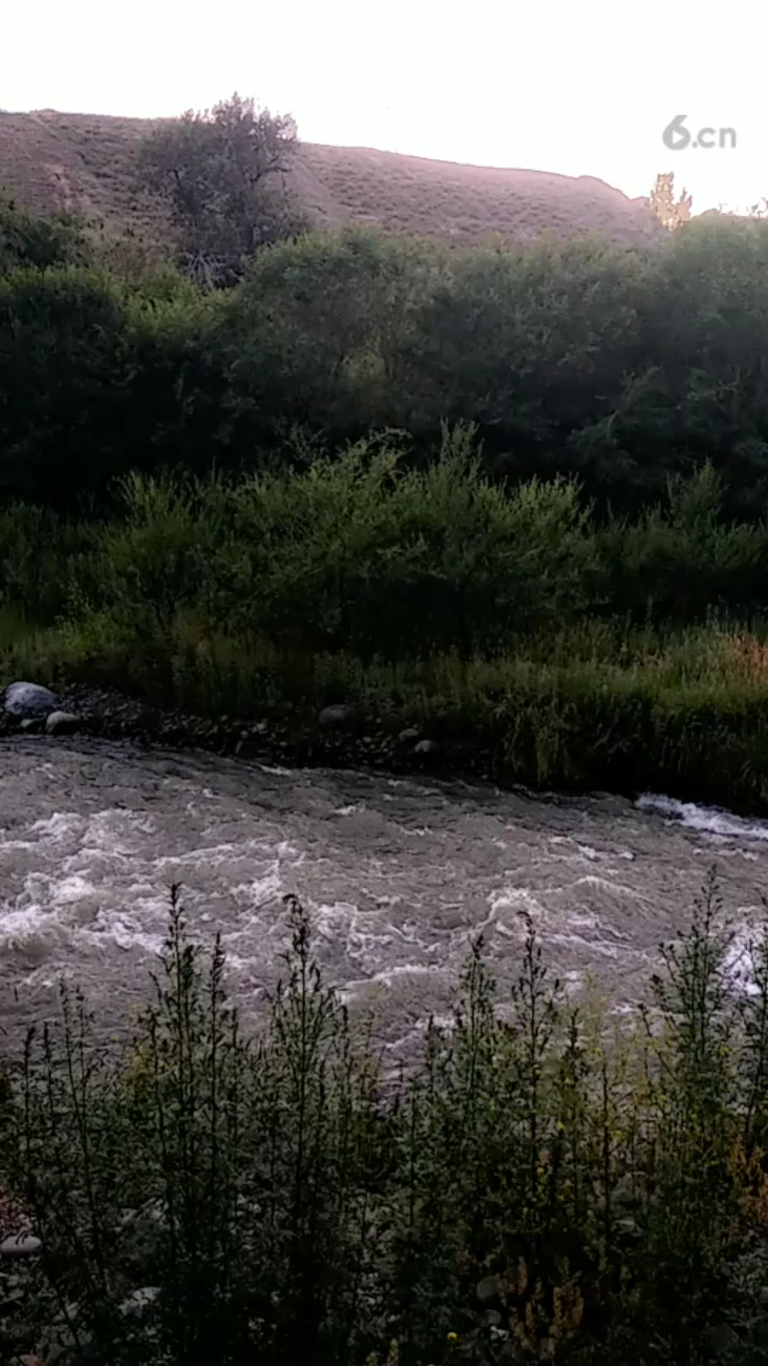 水流湍急